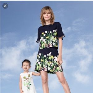 Victoria Beckham for target set